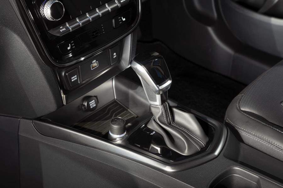 Детали интерьера SsangYong Tivoli Ultimate 2020 года  (UK) (фото 62 из 63)